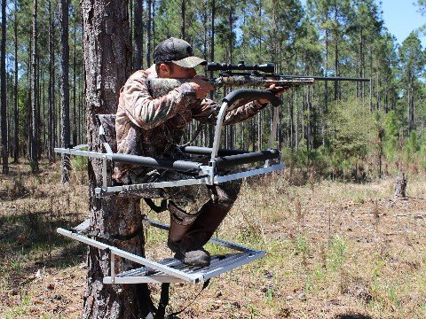 Combo hunter using shooting rail